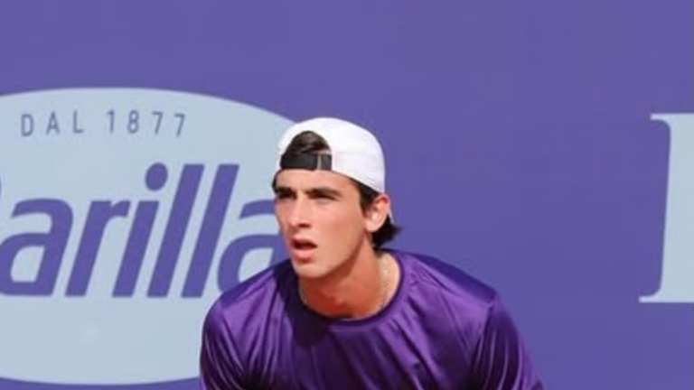 Juan Manuel La Serna durante el partido de octavos de final en el Challenger de Sion