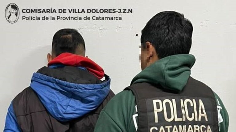 Móvil policial en la zona de Tres Puentes, Valle Viejo