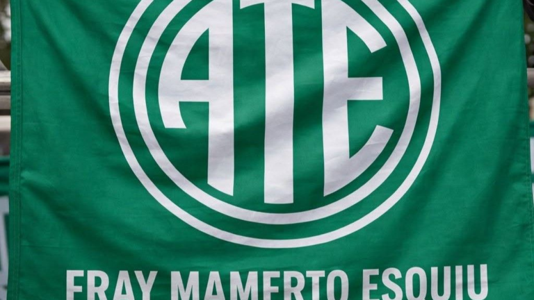 Trabajadores municipales de Fray Mamerto Esquiú en asamblea de ATE