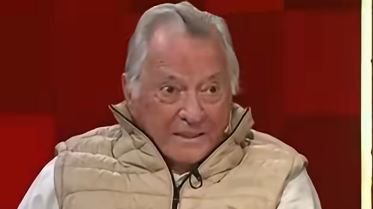 Luis Barrionuevo durante una entrevista televisiva