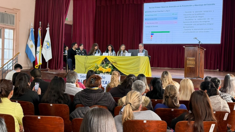 Autoridades de salud mental de Catamarca, Jujuy, Tucumán y La Rioja en el I Encuentro Regional del NOA