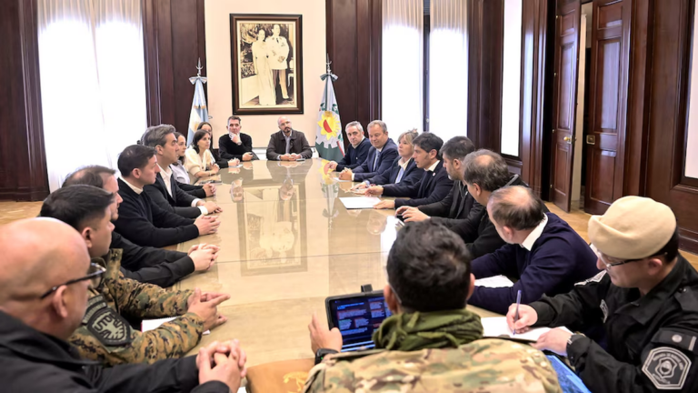 Reunión de funcionarios en Casa Rosada para coordinar la visita del papa León XIV