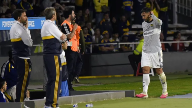 Leandro Paredes durante el partido entre Boca y Vélez por Copa Argentina