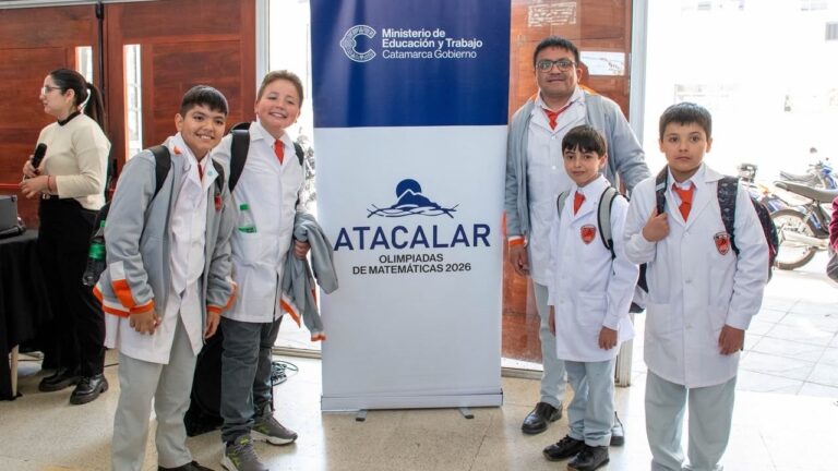 Estudiantes participando de la Instancia Provincial de la Olimpiada Matemática ATACALAR 2026