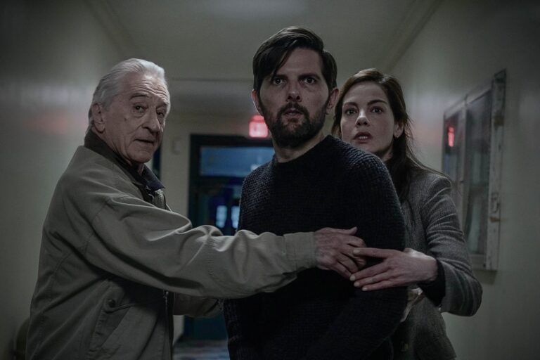 Interfaz de Netflix en una pantalla con el catálogo de series y películas