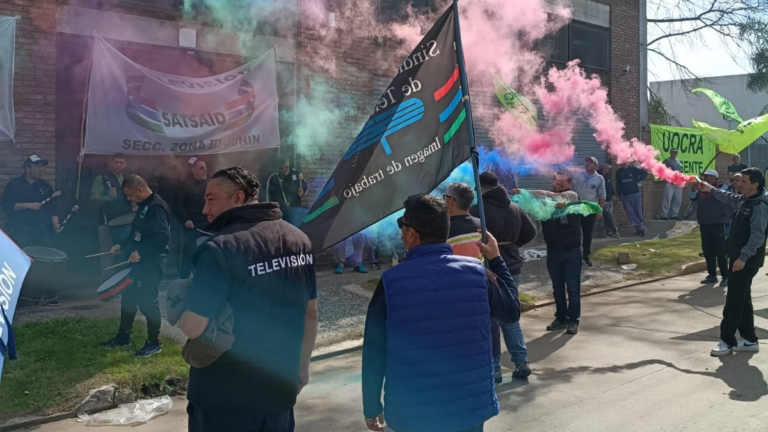 Protesta de SATSAID en las instalaciones de Neura