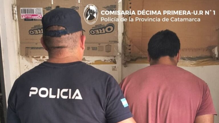 Imagen ilustrativa de un móvil policial en Catamarca